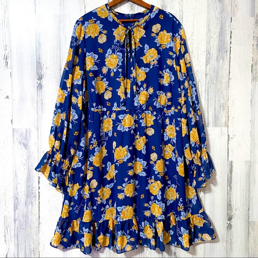Betsey Johnson Plus Size Dress Floral Design